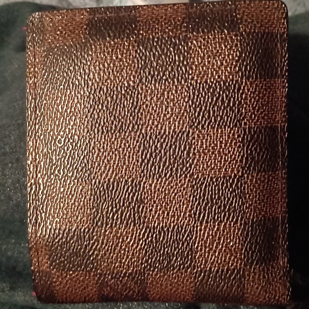 LV wallet